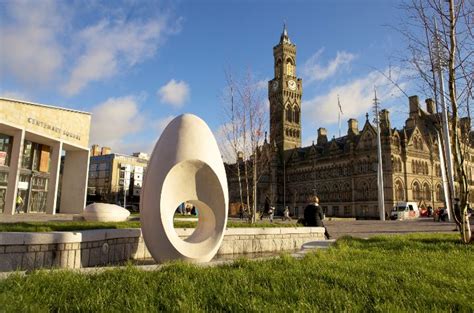 Bradford jobs .